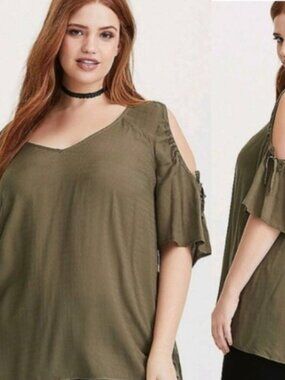 Torrid | Olive Green Cold Shoulder Top | Size 00